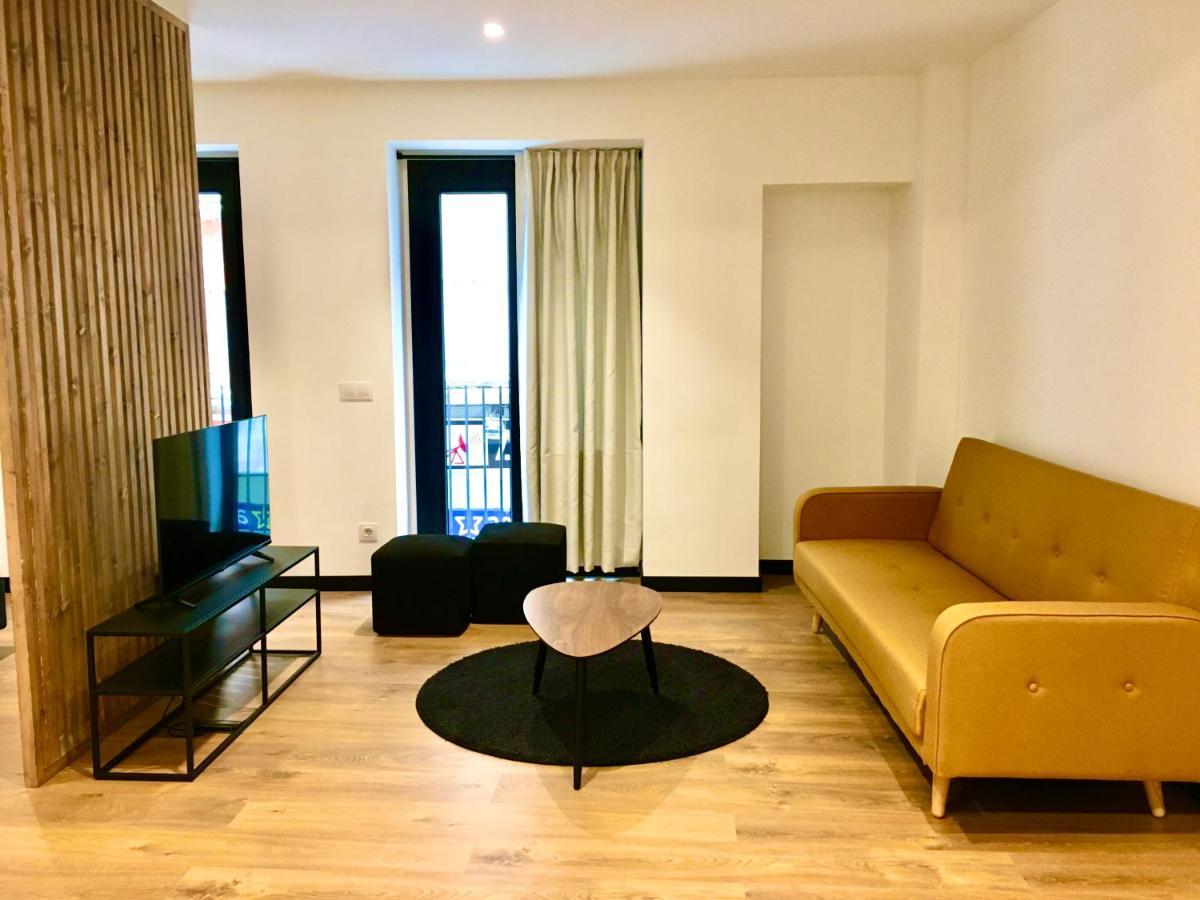 Loft De Diseno Con Balcon Διαμέρισμα Φιγκέρες Εξωτερικό φωτογραφία