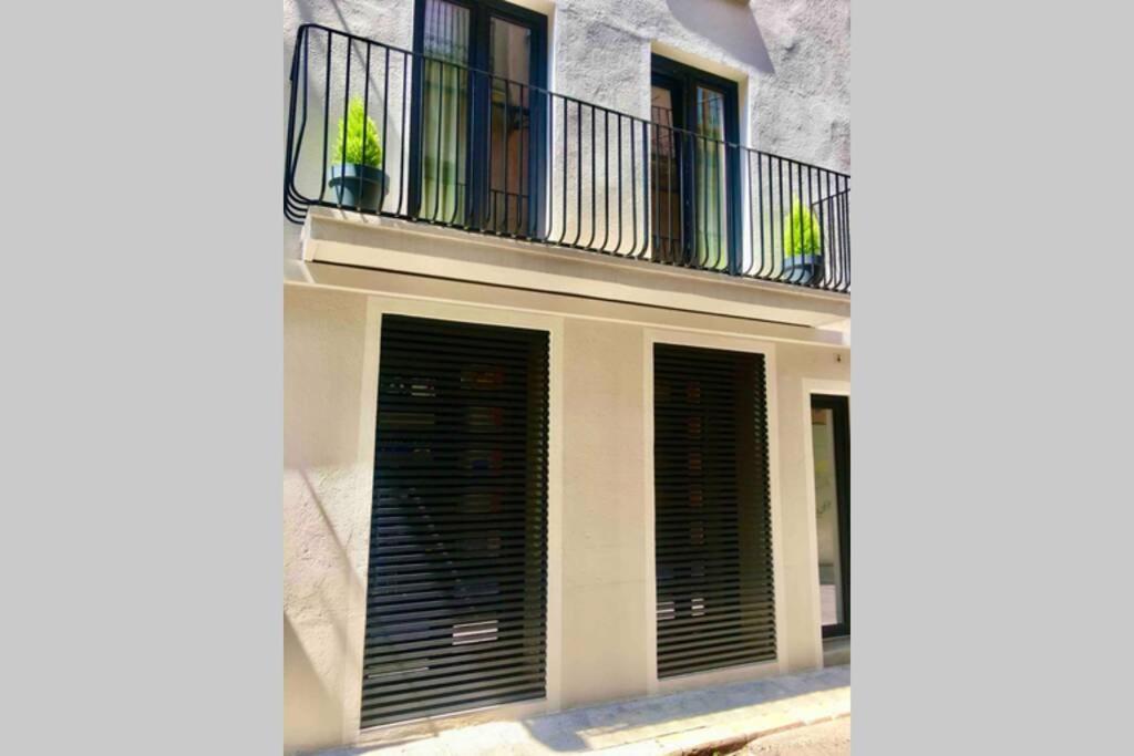 Loft De Diseno Con Balcon Διαμέρισμα Φιγκέρες Εξωτερικό φωτογραφία