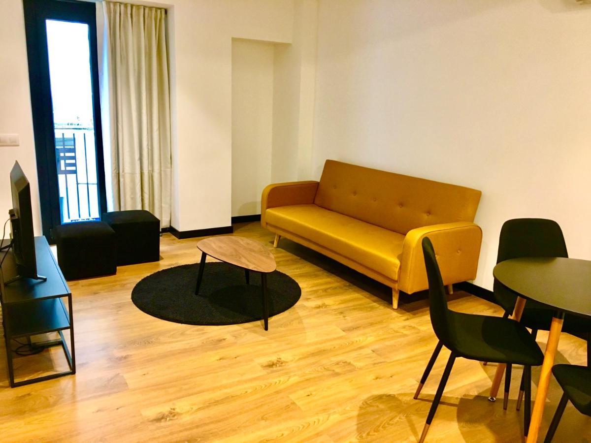 Loft De Diseno Con Balcon Διαμέρισμα Φιγκέρες Εξωτερικό φωτογραφία